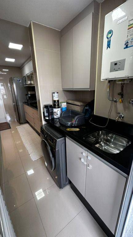 Apartamento à venda com 2 quartos, 72m² - Foto 11