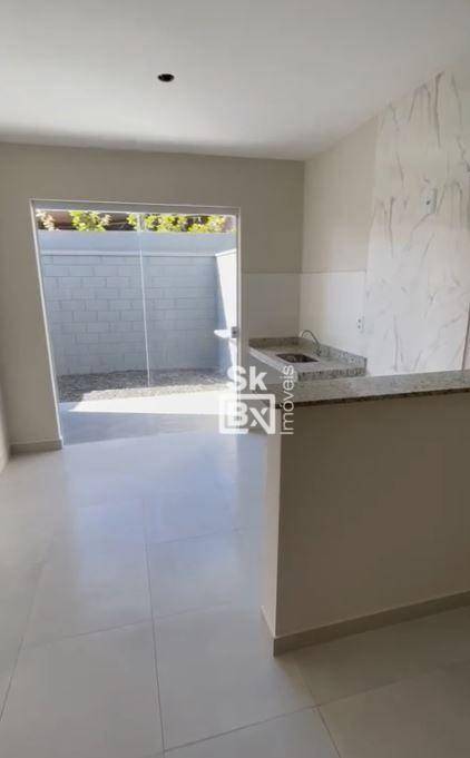 Apartamento à venda com 2 quartos, 48m² - Foto 2