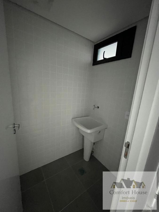 Apartamento à venda com 2 quartos, 40m² - Foto 22