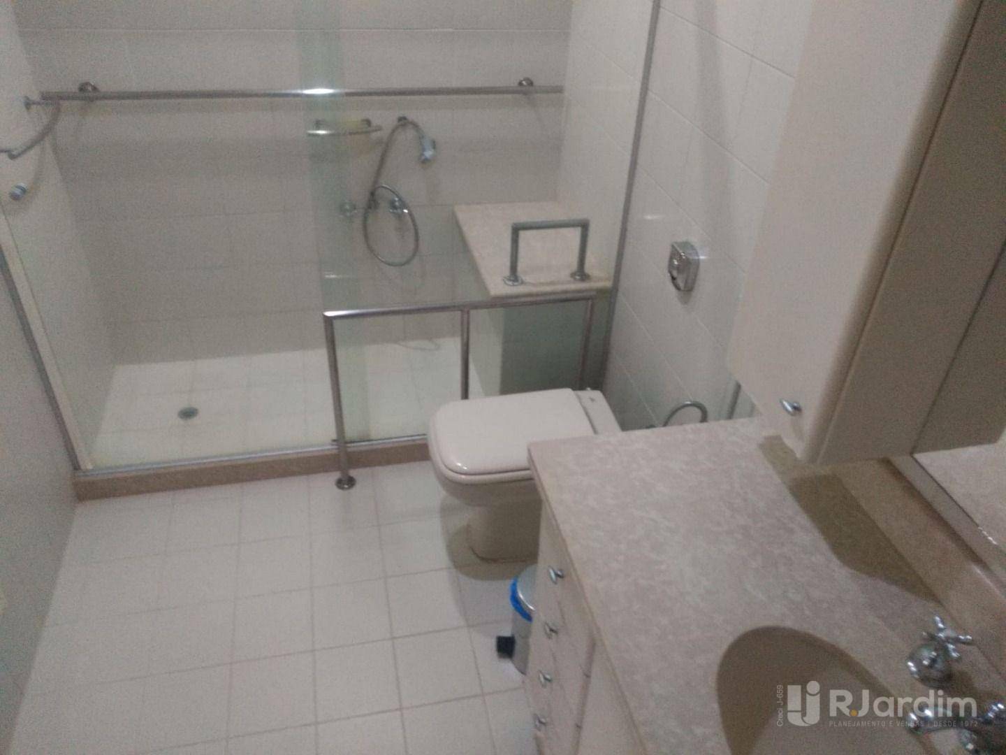 Apartamento à venda e aluguel com 2 quartos, 61m² - Foto 14