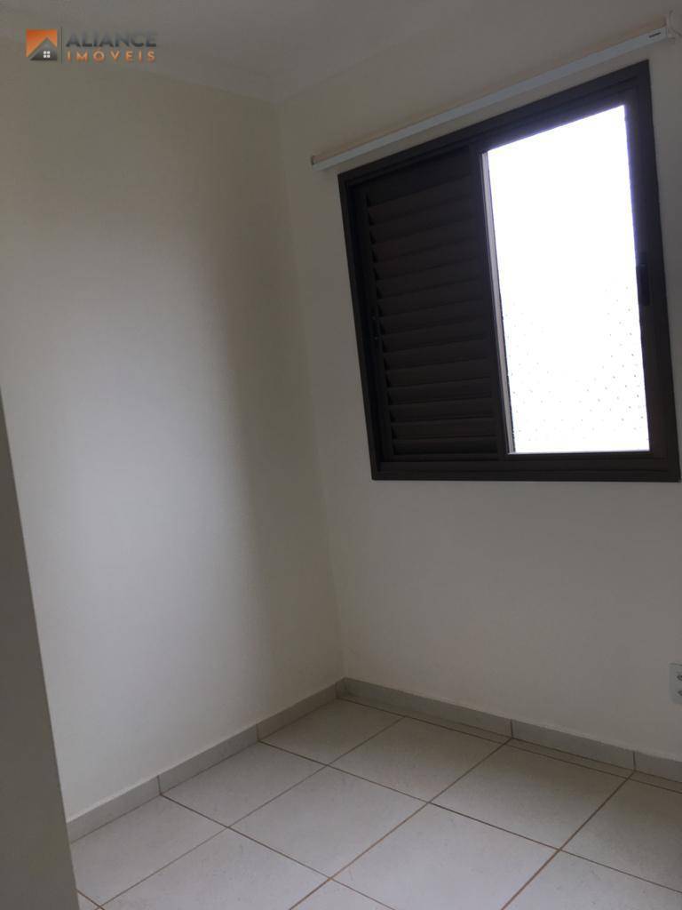 Apartamento à venda com 3 quartos, 97m² - Foto 19