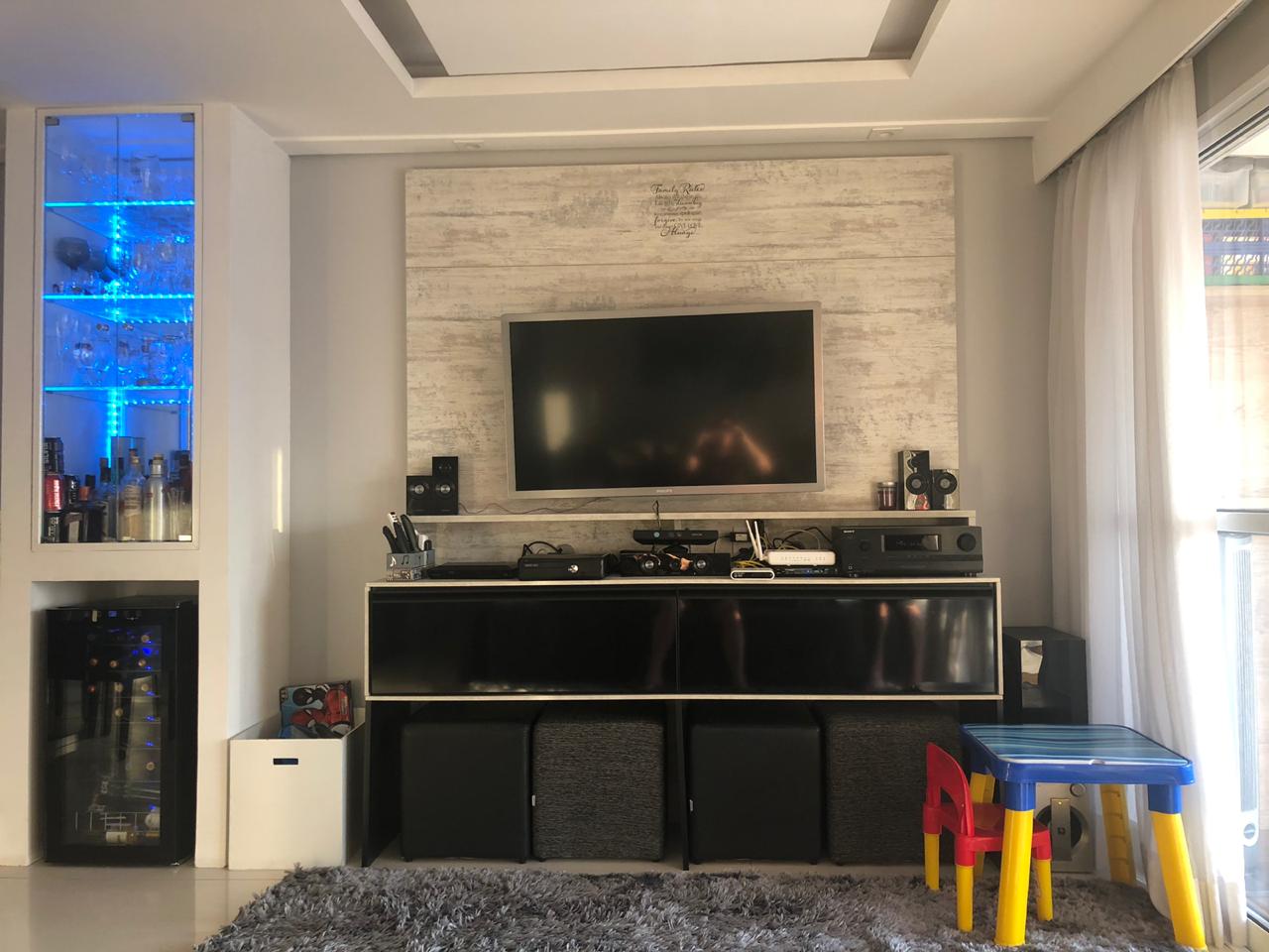 Apartamento à venda com 2 quartos, 81m² - Foto 5