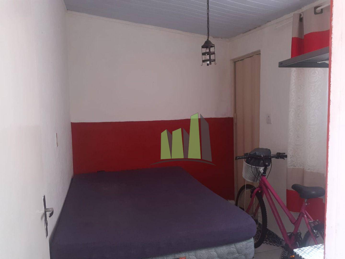 Casa à venda com 2 quartos, 70m² - Foto 11