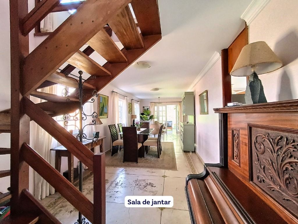 Casa de Condomínio à venda com 4 quartos, 270m² - Foto 4