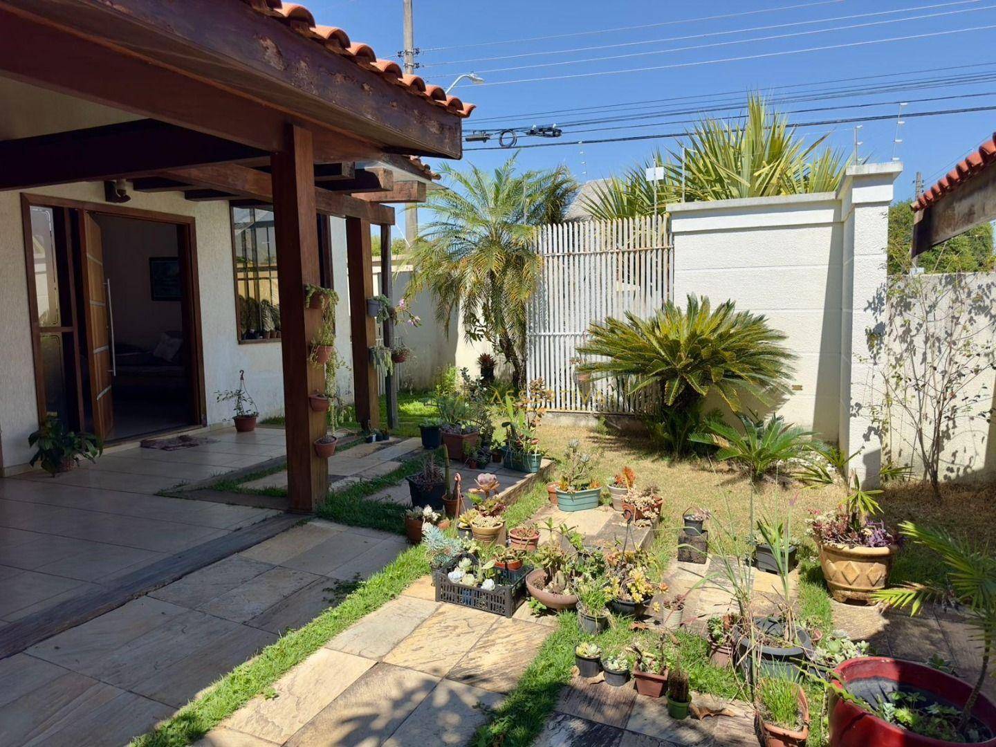 Casa, 3 quartos, 240 m² - Foto 2