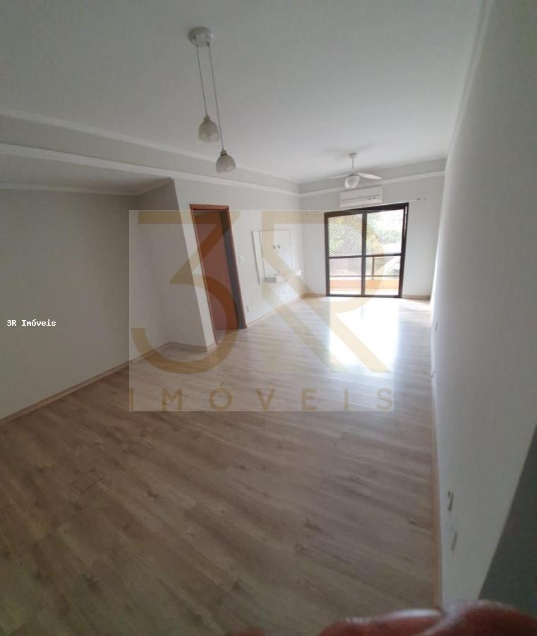 Apartamento à venda com 3 quartos, 119m² - Foto 1