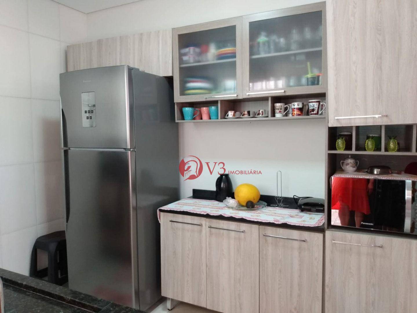 Sobrado à venda com 3 quartos, 128m² - Foto 2