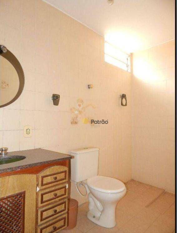 Sobrado à venda com 3 quartos, 214m² - Foto 14