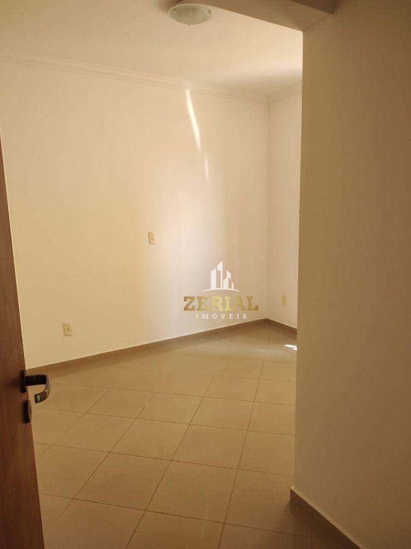 Apartamento à venda com 3 quartos, 95m² - Foto 2