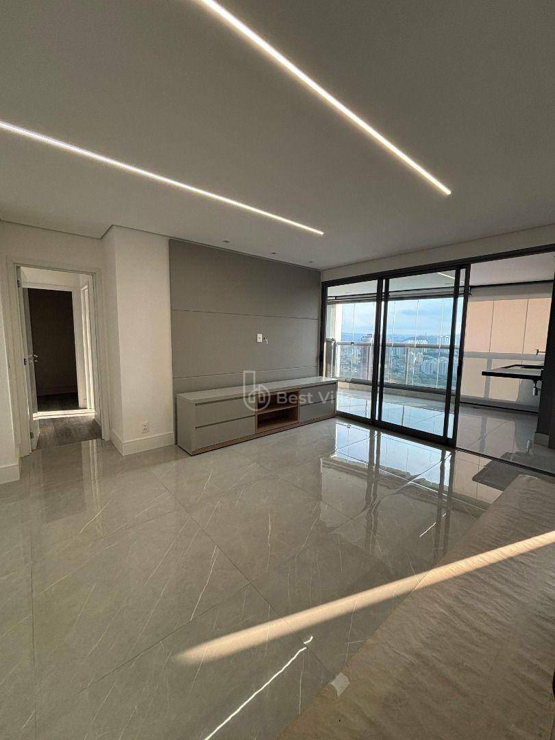 Apartamento à venda com 3 quartos, 123m² - Foto 1
