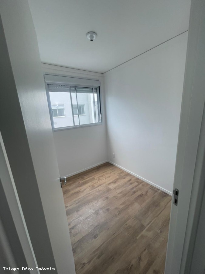 Apartamento à venda com 2 quartos, 37m² - Foto 9