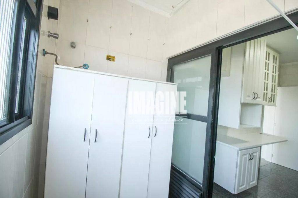 Apartamento à venda com 3 quartos, 95m² - Foto 16