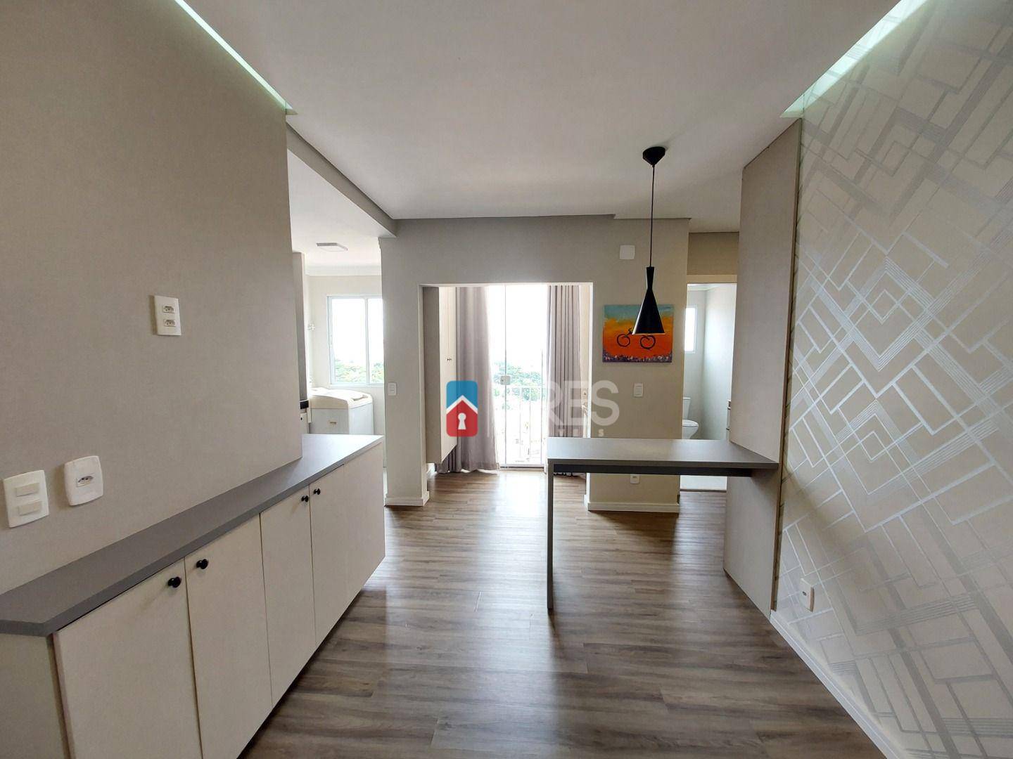 Apartamento à venda com 2 quartos, 50m² - Foto 2