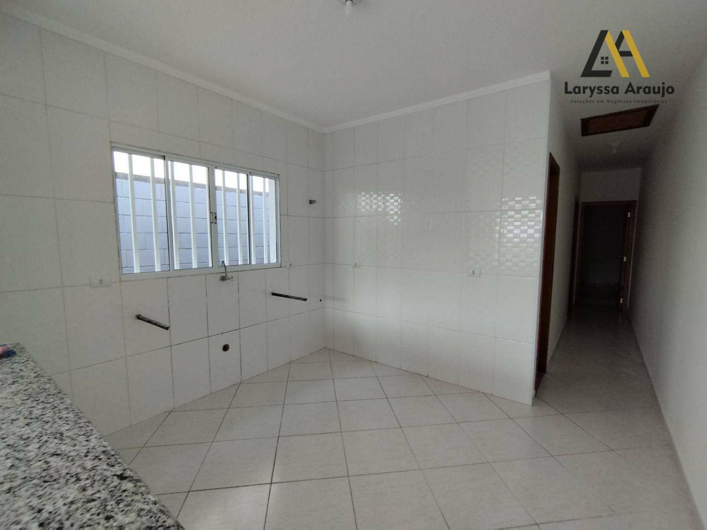 Casa à venda com 2 quartos, 70m² - Foto 16