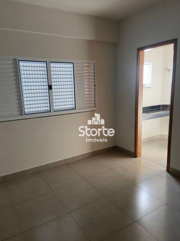 Apartamento à venda com 2 quartos, 65m² - Foto 6