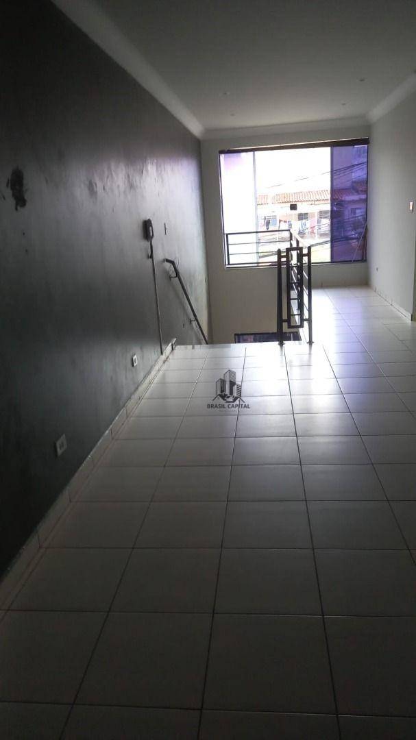 Sobrado, 3 quartos, 420 m² - Foto 1
