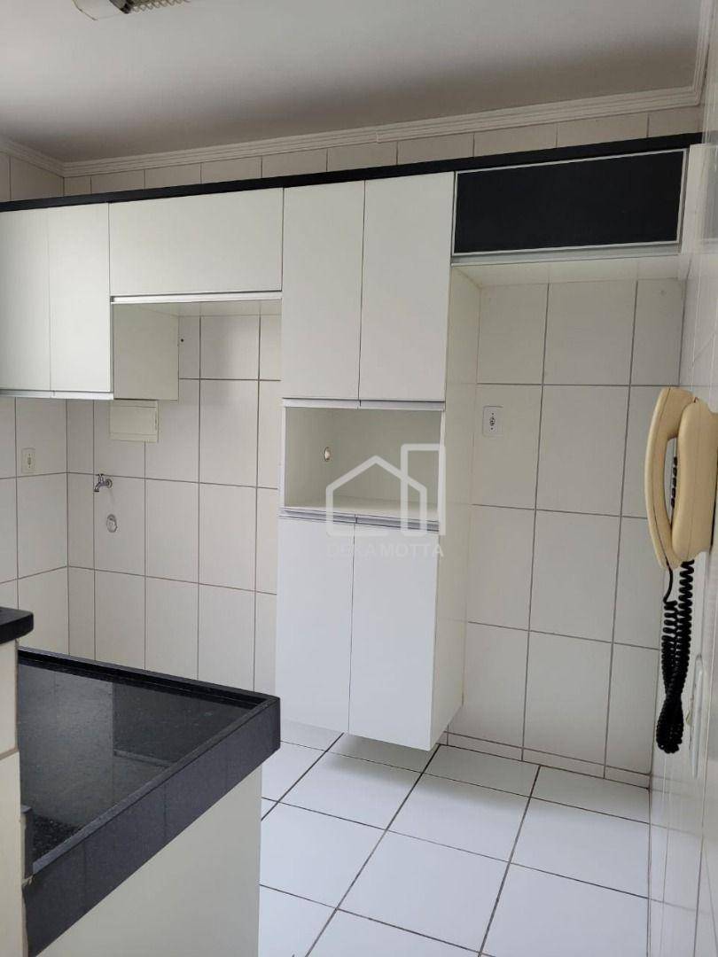 Apartamento à venda com 2 quartos, 47m² - Foto 3