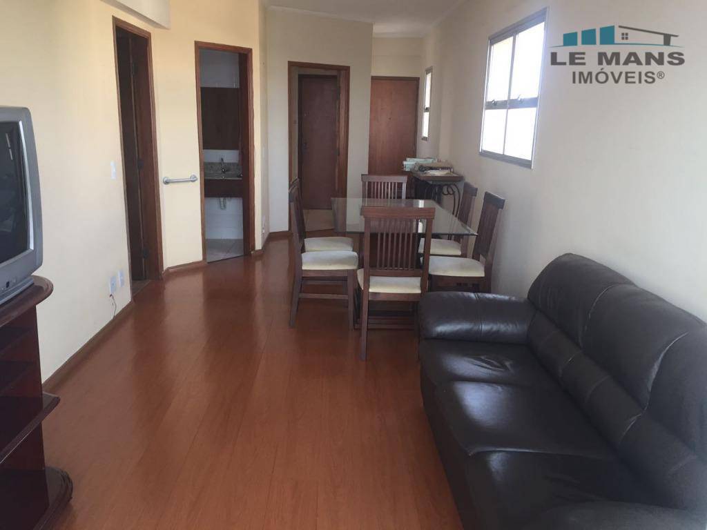 Apartamento à venda com 3 quartos, 101m² - Foto 1