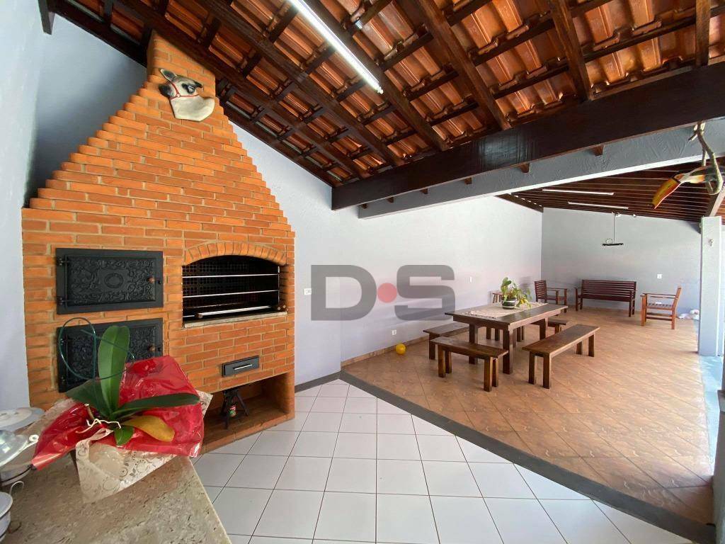 Sobrado à venda com 3 quartos, 300m² - Foto 12