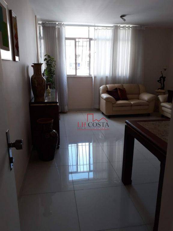 Apartamento à venda com 3 quartos, 120m² - Foto 4