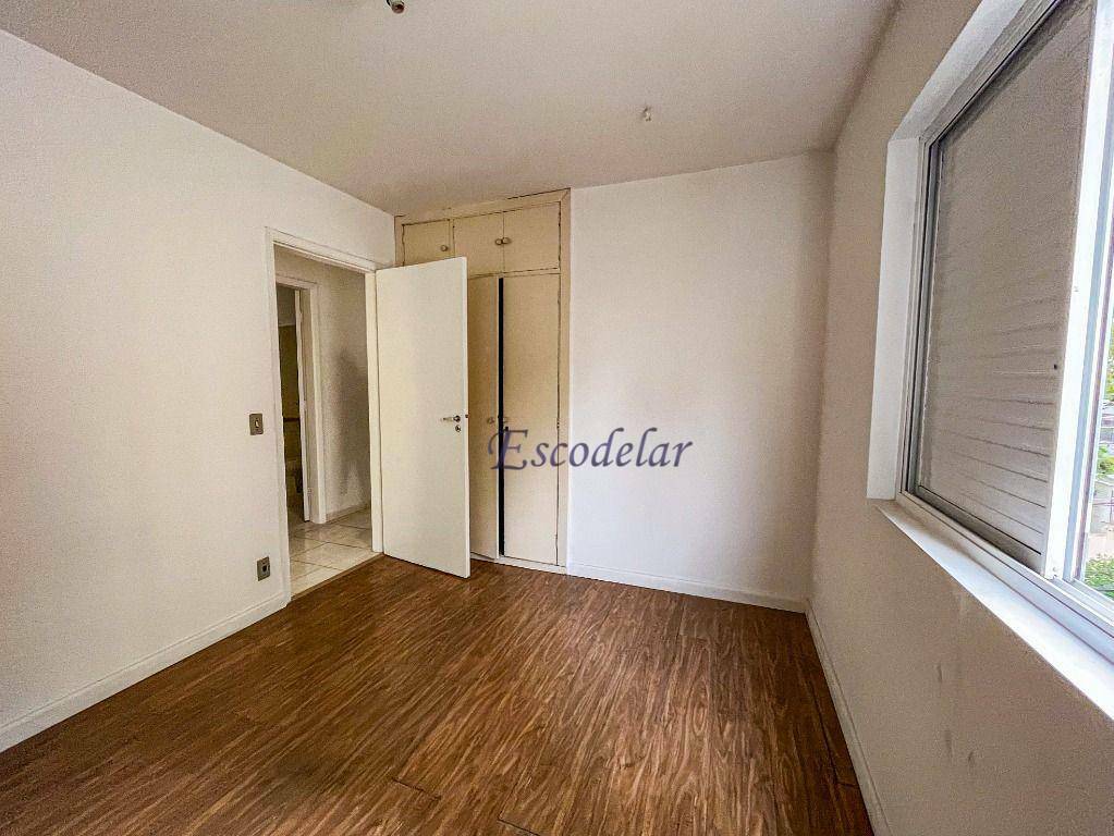 Apartamento para alugar com 3 quartos, 157m² - Foto 12