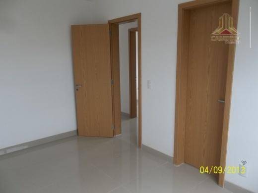 Apartamento à venda com 3 quartos, 68m² - Foto 14