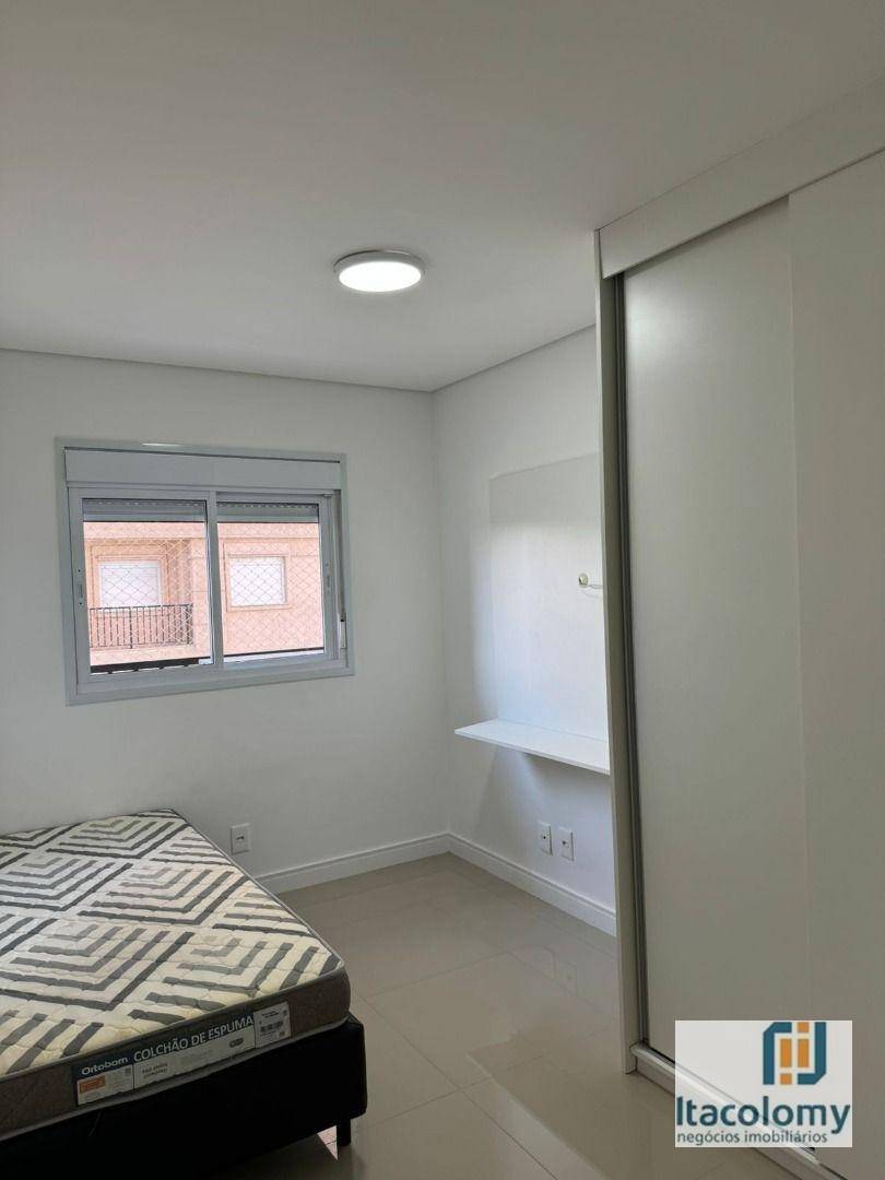 Apartamento para alugar com 3 quartos, 110m² - Foto 14