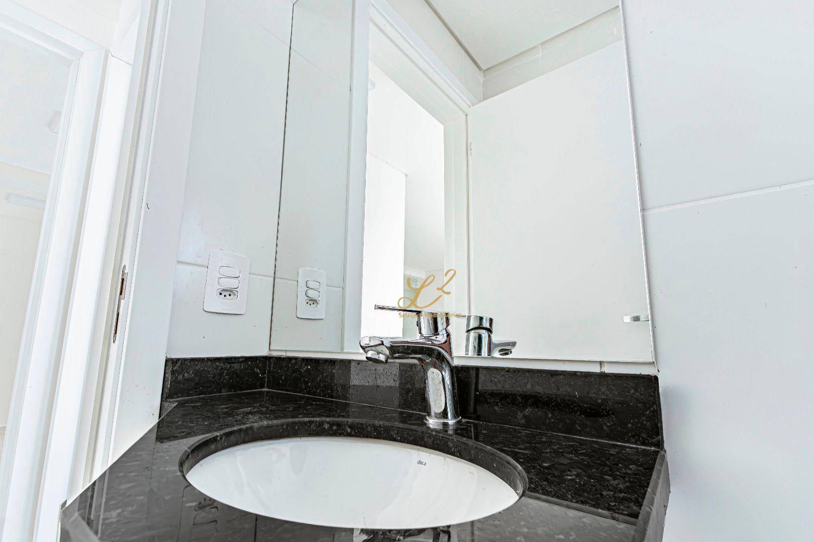 Apartamento para alugar com 2 quartos, 64m² - Foto 18