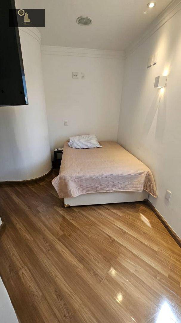 Casa de Condomínio à venda e aluguel com 4 quartos, 600m² - Foto 18