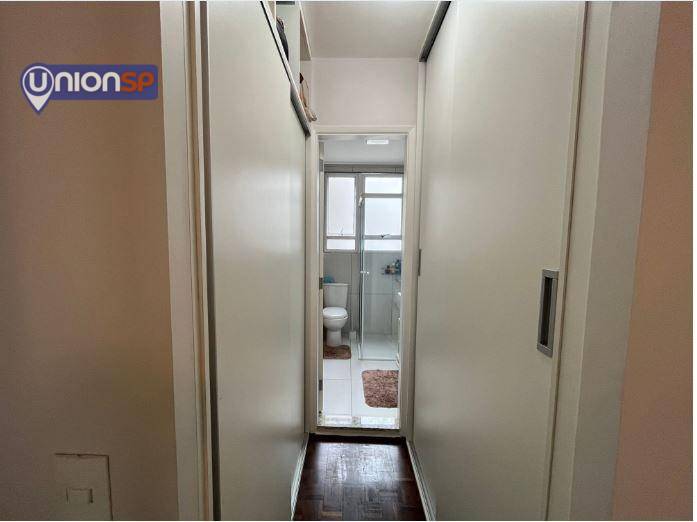 Apartamento à venda com 2 quartos, 75m² - Foto 6