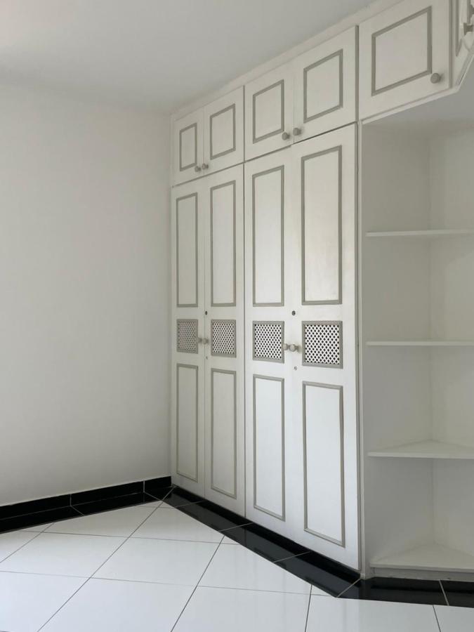 Apartamento para alugar com 3 quartos, 113m² - Foto 9