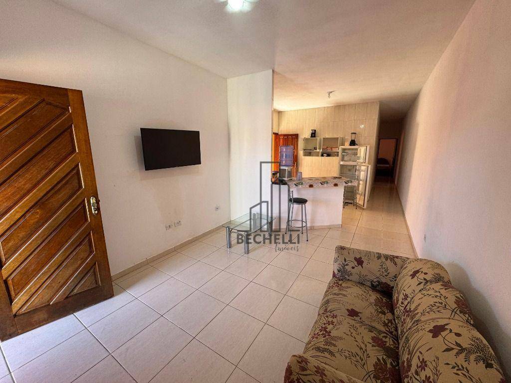 Casa para alugar com 2 quartos, 80m² - Foto 3