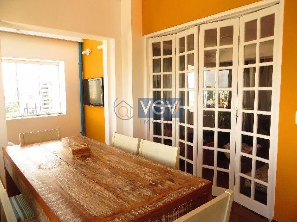 Apartamento à venda com 2 quartos, 110m² - Foto 1