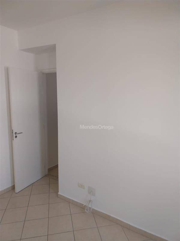 Apartamento para alugar com 2 quartos, 65m² - Foto 4