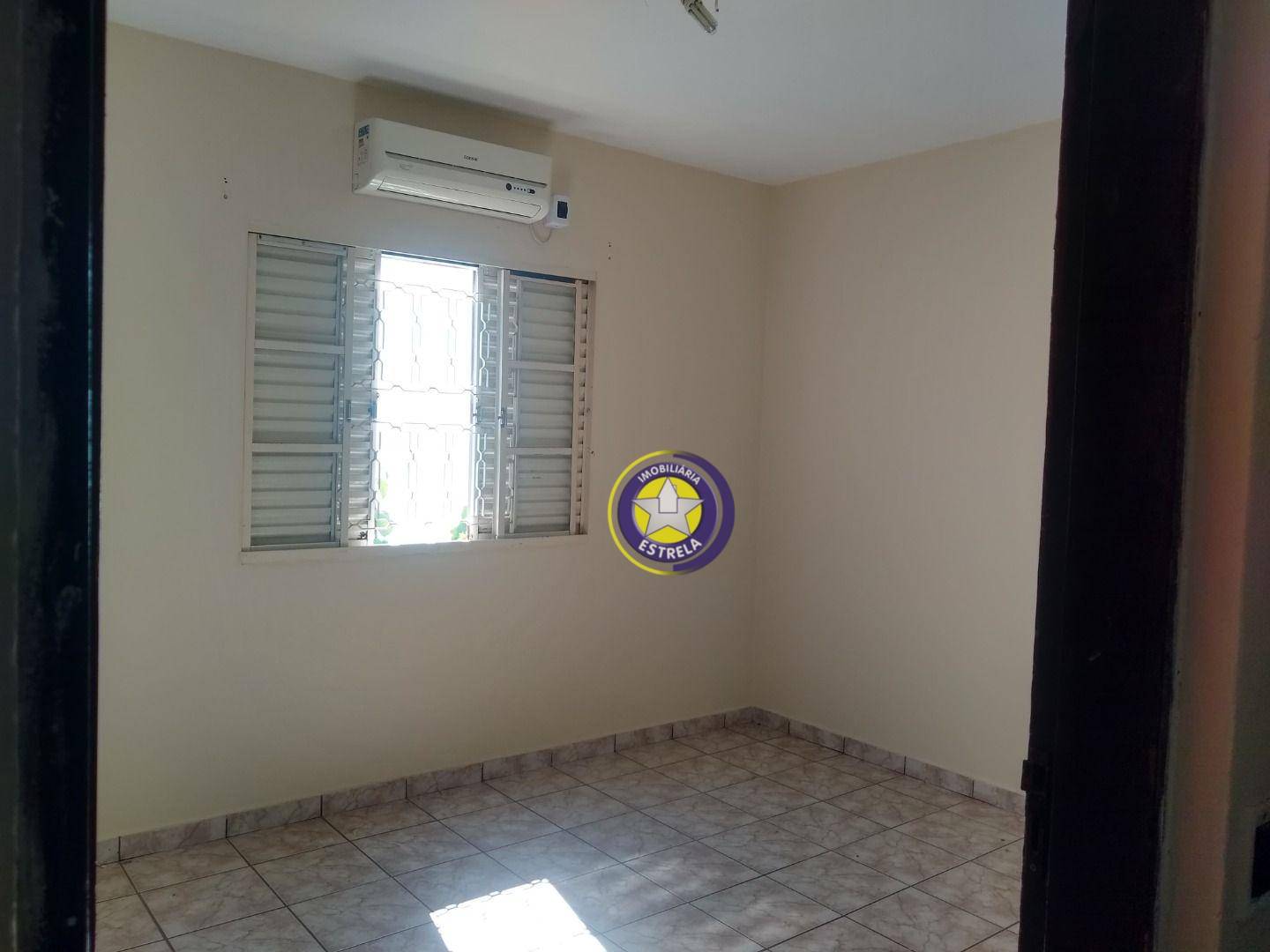 Casa para alugar com 3 quartos, 500M2 - Foto 13