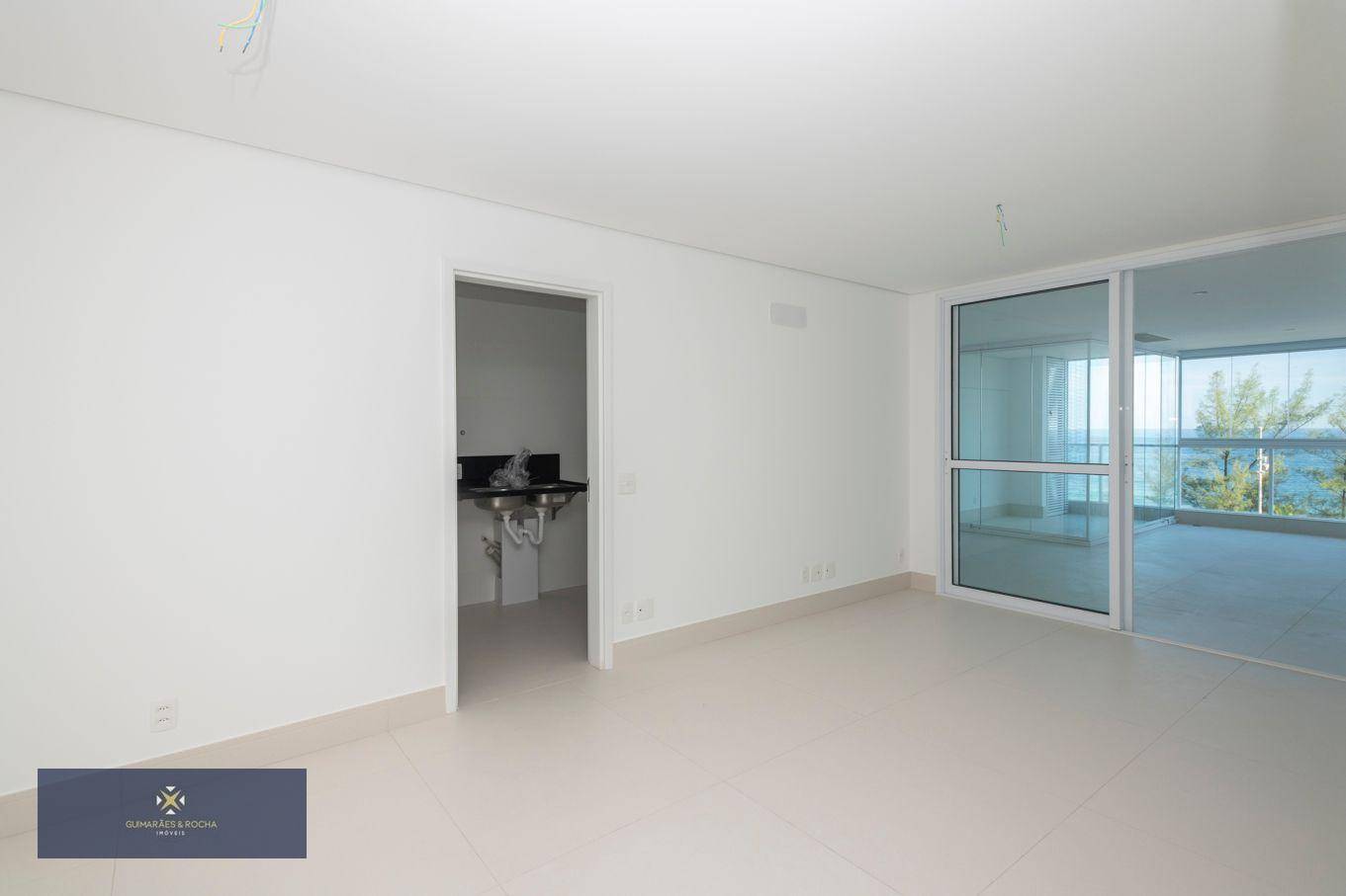 Apartamento à venda com 3 quartos, 138m² - Foto 2