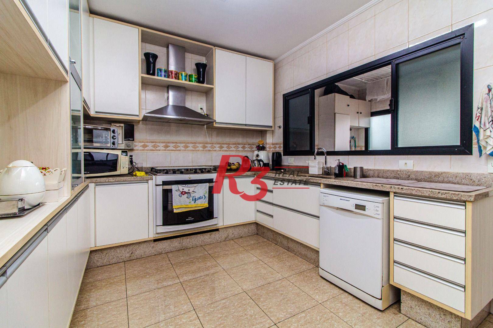 Apartamento à venda com 4 quartos, 202m² - Foto 19