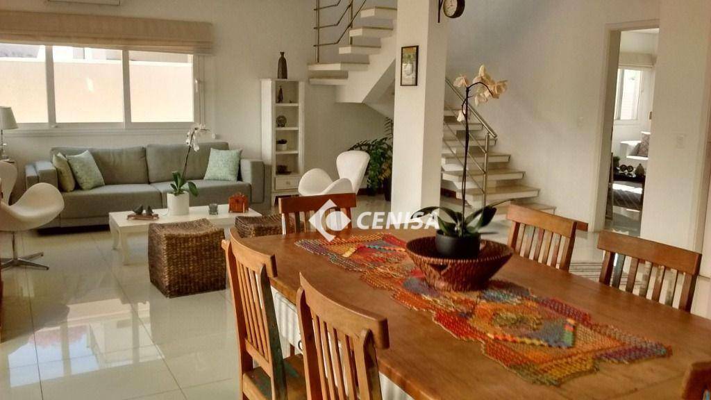 Casa de Condomínio à venda com 4 quartos, 315m² - Foto 2