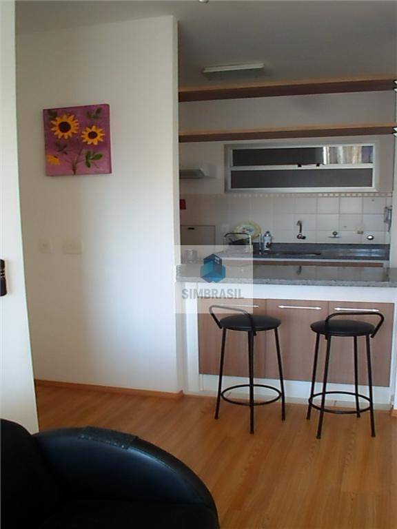 Apartamento à venda com 1 quarto, 40m² - Foto 4