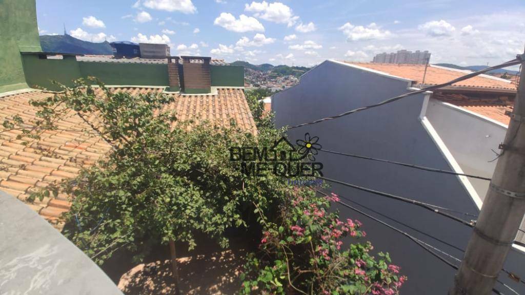 Sobrado à venda com 3 quartos, 220m² - Foto 9