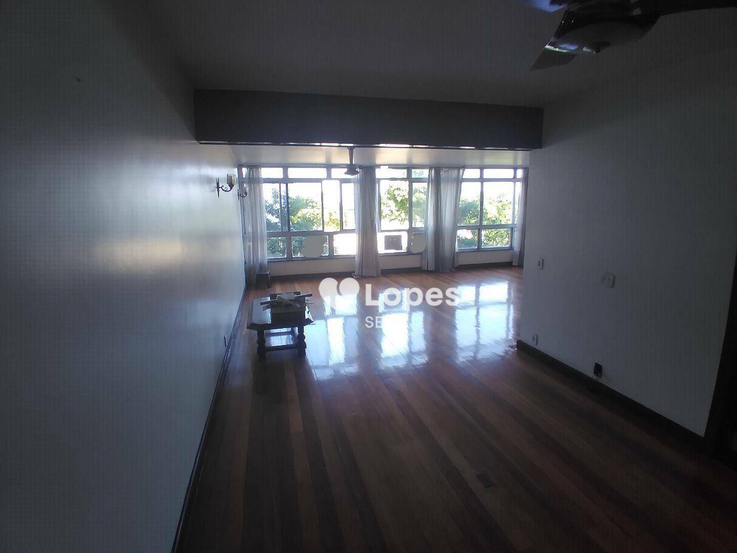 Apartamento à venda com 4 quartos, 250m² - Foto 7