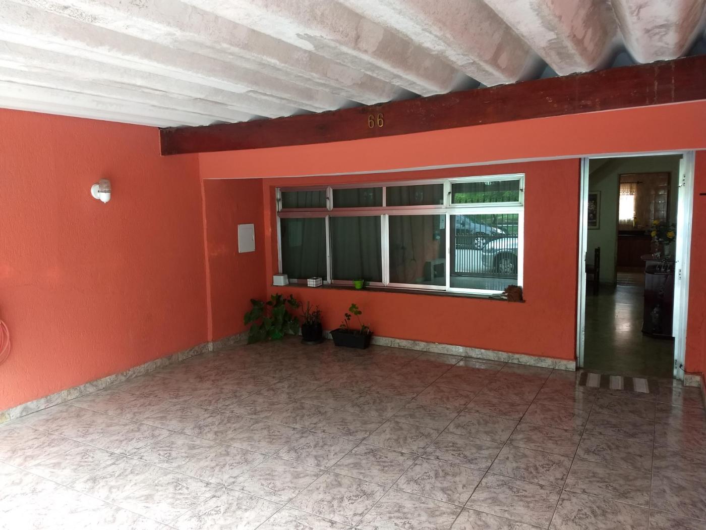 Casa à venda com 2 quartos, 150m² - Foto 4