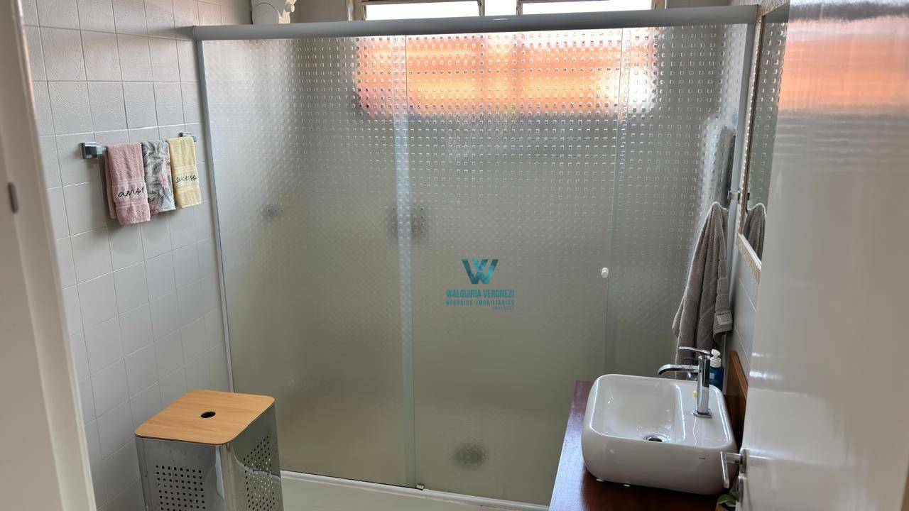Casa à venda com 3 quartos, 173m² - Foto 4