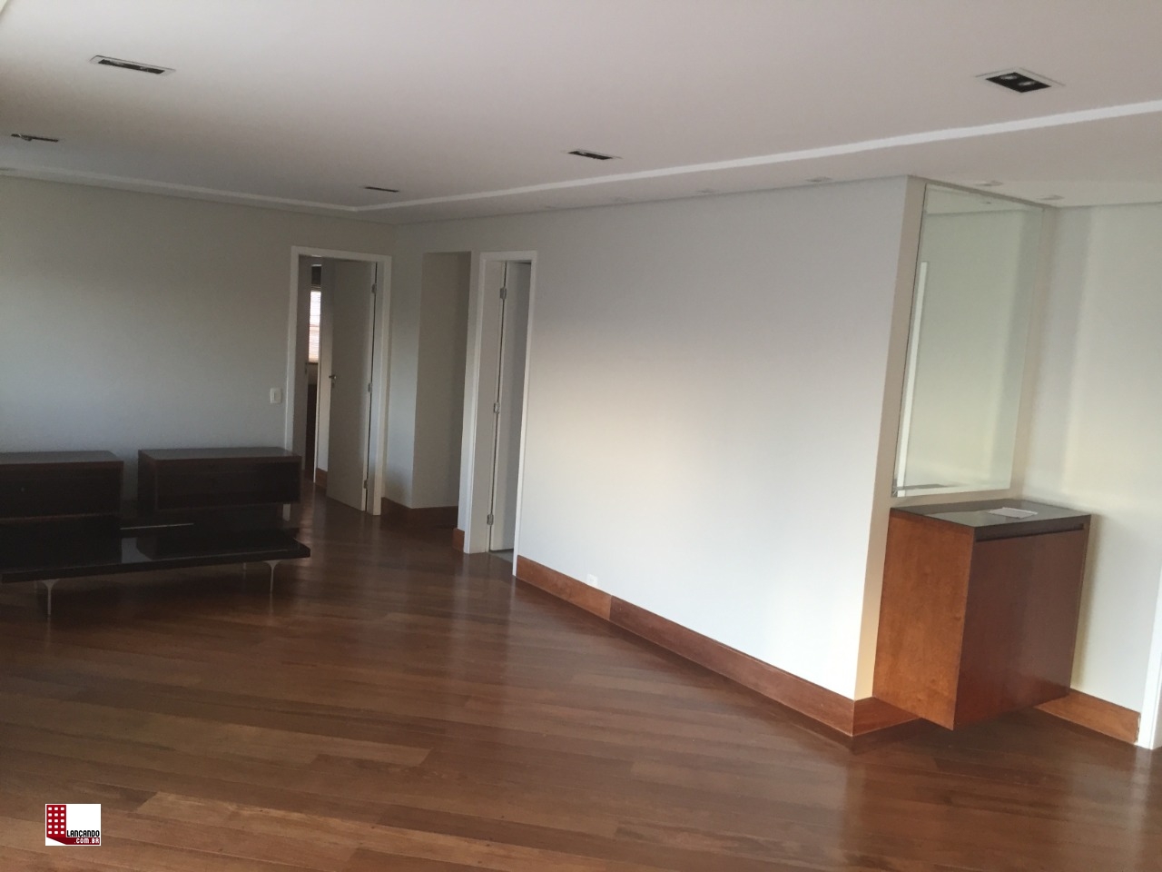 Apartamento à venda com 2 quartos, 111m² - Foto 4