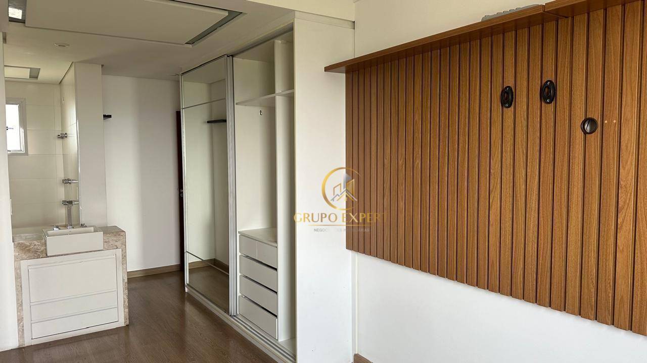 Apartamento à venda com 3 quartos, 142m² - Foto 10