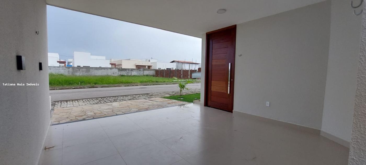 Casa de Condomínio à venda com 3 quartos, 200m² - Foto 3