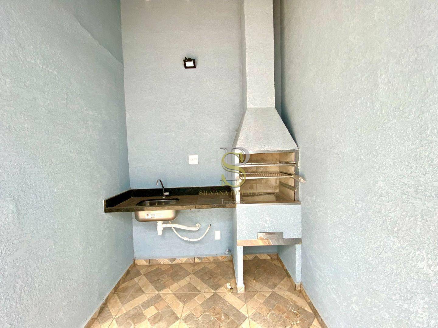 Casa à venda com 3 quartos, 98m² - Foto 17