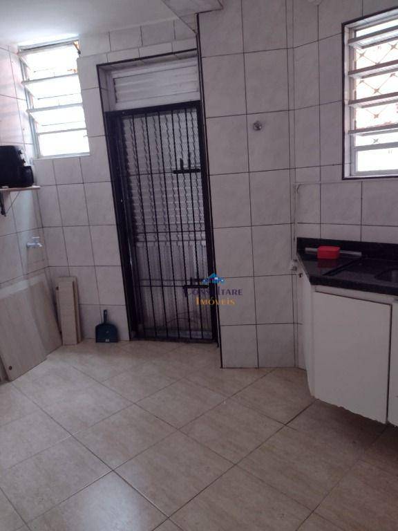 Apartamento à venda com 2 quartos, 70m² - Foto 13