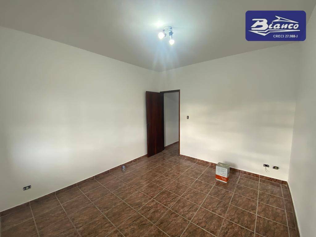 Sobrado à venda com 3 quartos, 180m² - Foto 37