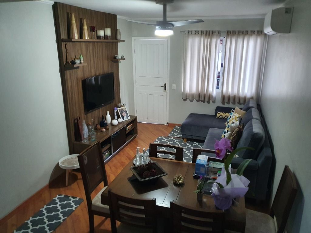 Casa de Condomínio à venda com 2 quartos, 67m² - Foto 2